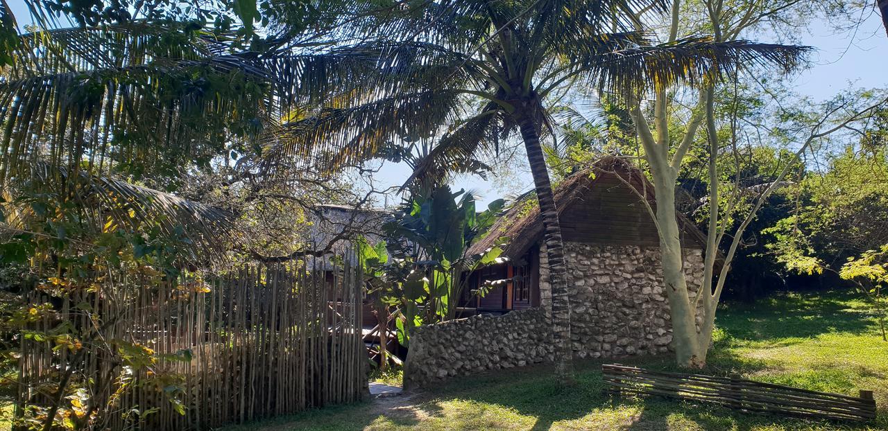 Kosi Bay Lodge Manguzi ภายนอก รูปภาพ
